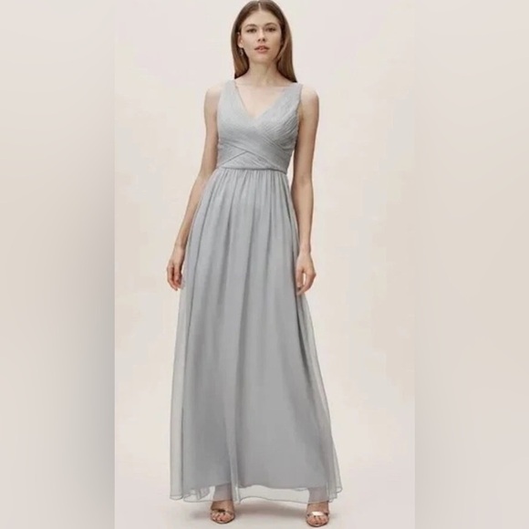NWT BHLDN Anthro M Kia Sleeveless Maxi Bridesmaid Dress Fog Chiffon V Neck Ruche - Picture 1 of 16